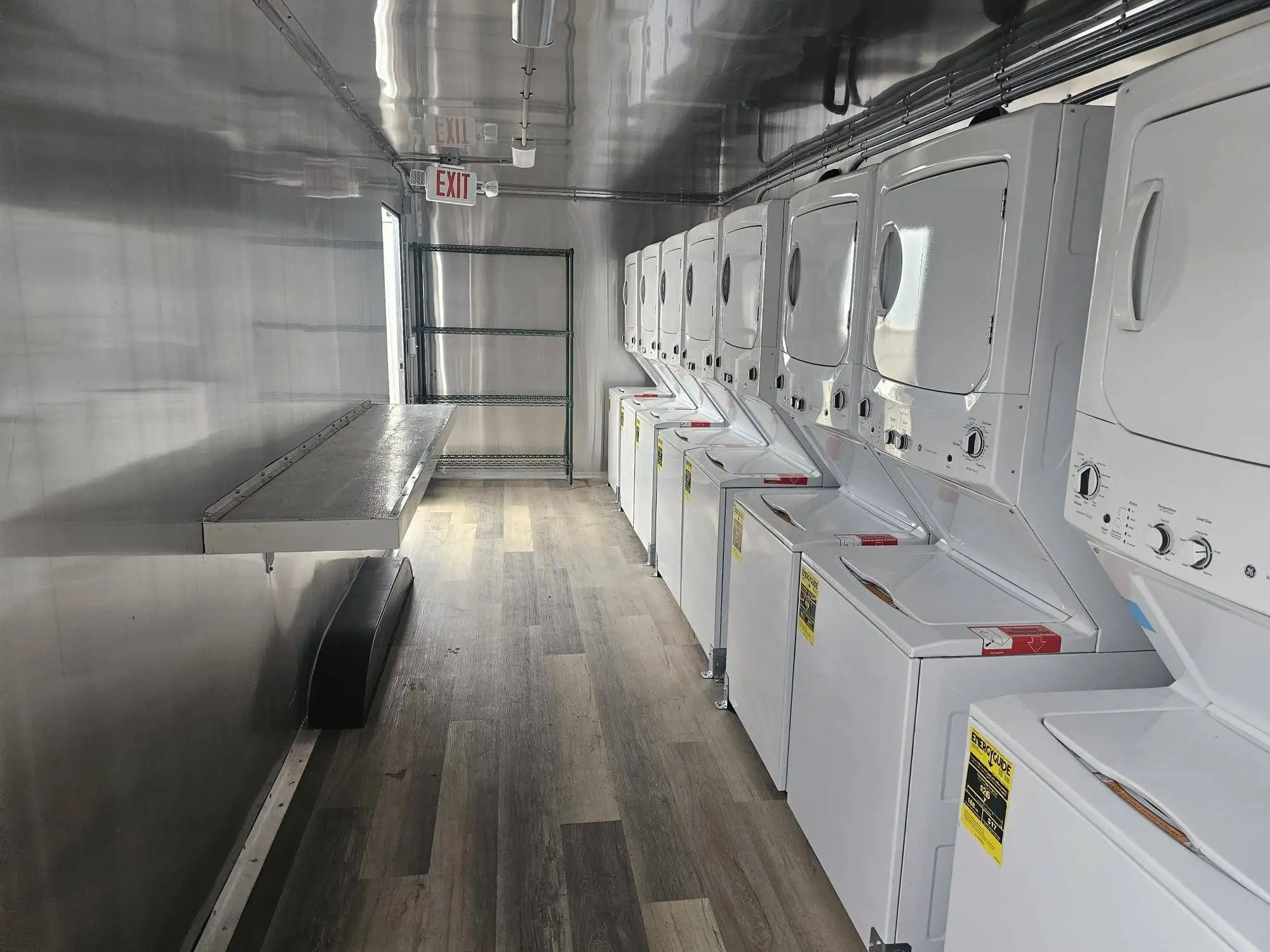 LAUNDRY-TRAILER-2